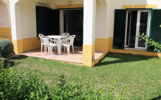 Apartamento T1 na Urbanização do Monte da Eira