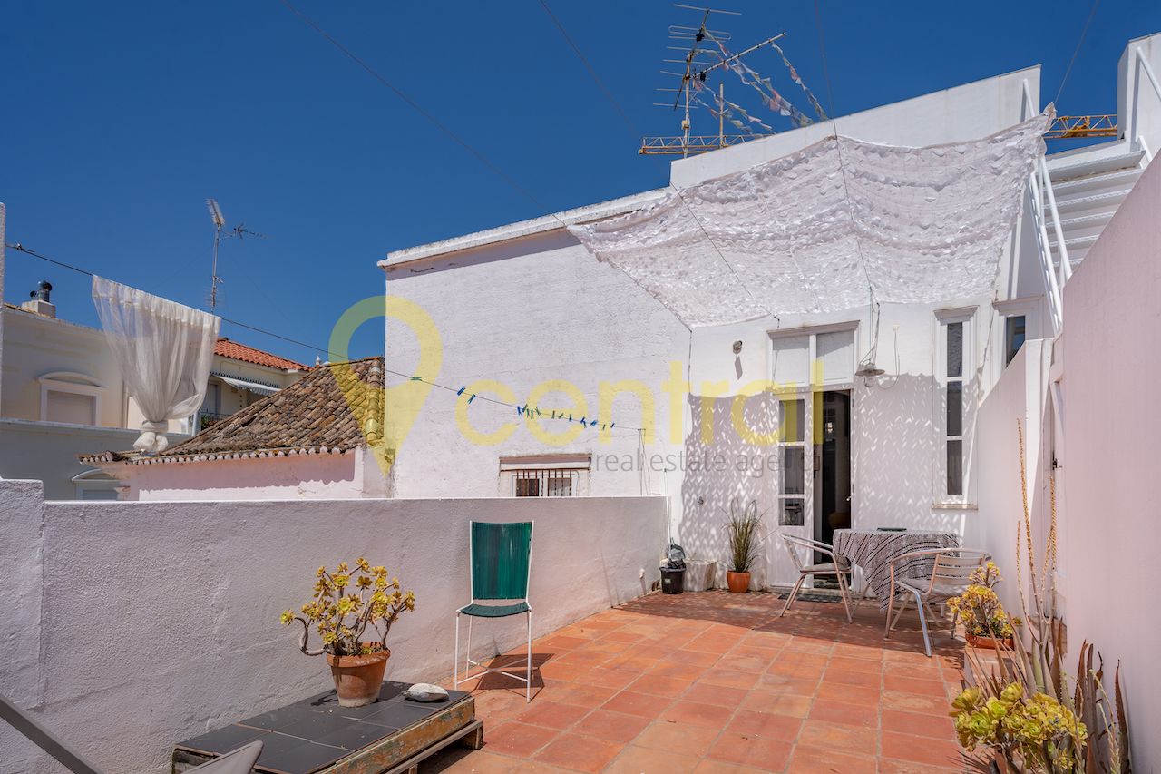 Investimento no Centro Histórico Tavira • Central Real Estate Agency