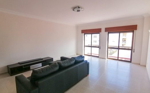 Arrendamento T2 Porta Nova Tavira