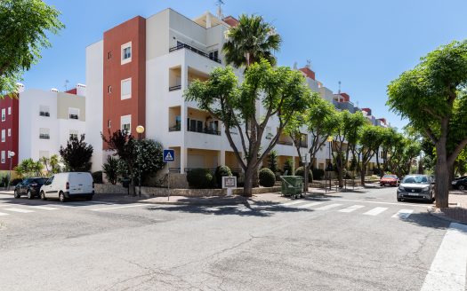 Urbanização do Mato de Santo Espírito Apartamento T2  com Quintal