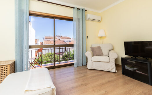 Apartamento T1 no centro de Cabanas