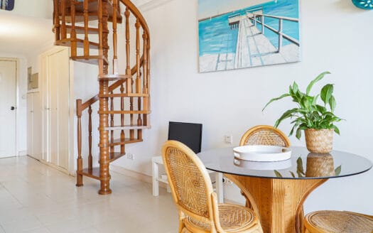 Apartamento T0+1 com Mezzanine em Cabanas de Tavira
