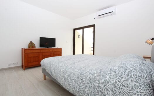 Apart. T0 Golden arrendamento anual