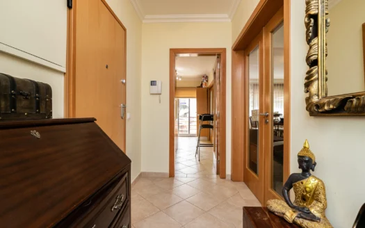 Apart. T2 com garagem – Pegada