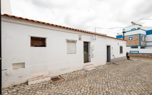 Moradia típica aldeia para recuperar – Santa Rita, Vila Nova de Cacela