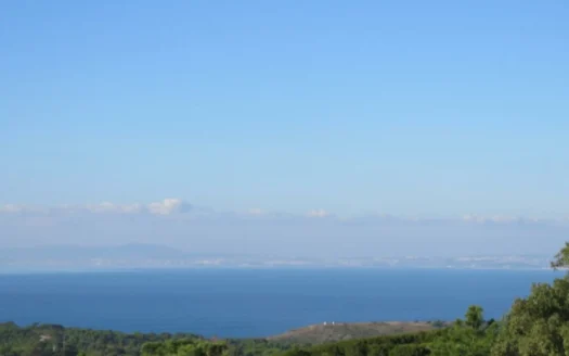 Pequena quinta com vista mar – Casais da Azoia