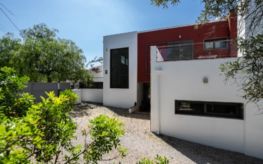 Charmosa Quinta com Casa de Habitação e Casa de Hóspedes – Oportunidade Única!